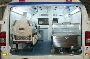 Hearse Ambulance With Ice Box by Lokseva Ambulance Service Aurangabad